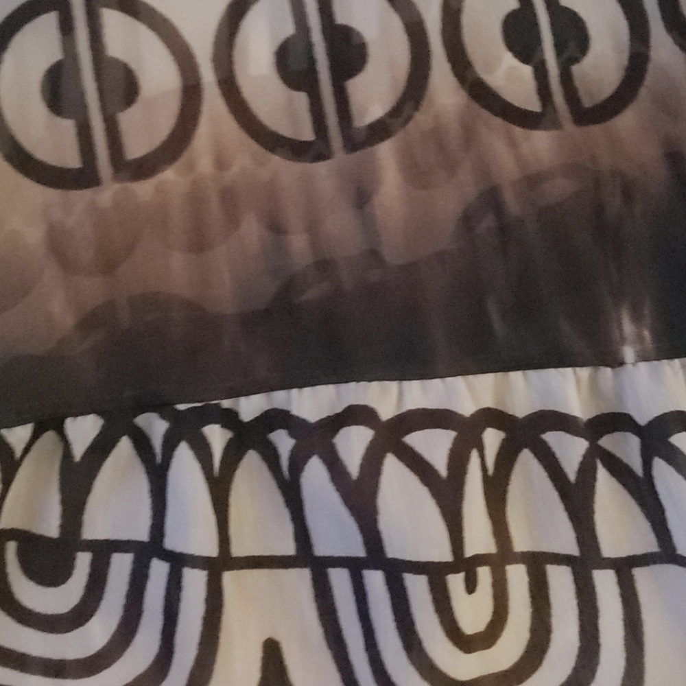 Shirt - Picture 4 of 4